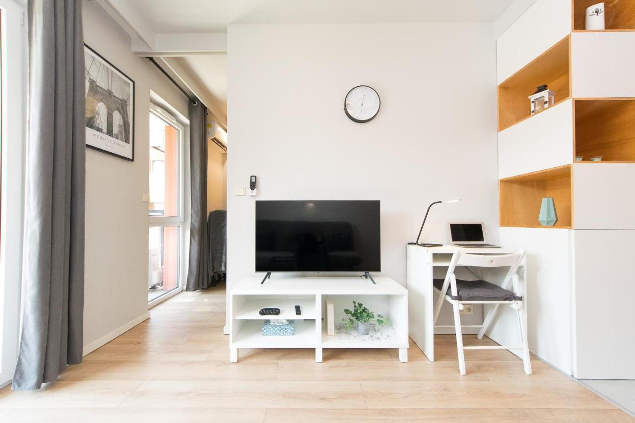 Main Trainstation One Bedroom Ac P4You Pl Krasków Exterior foto