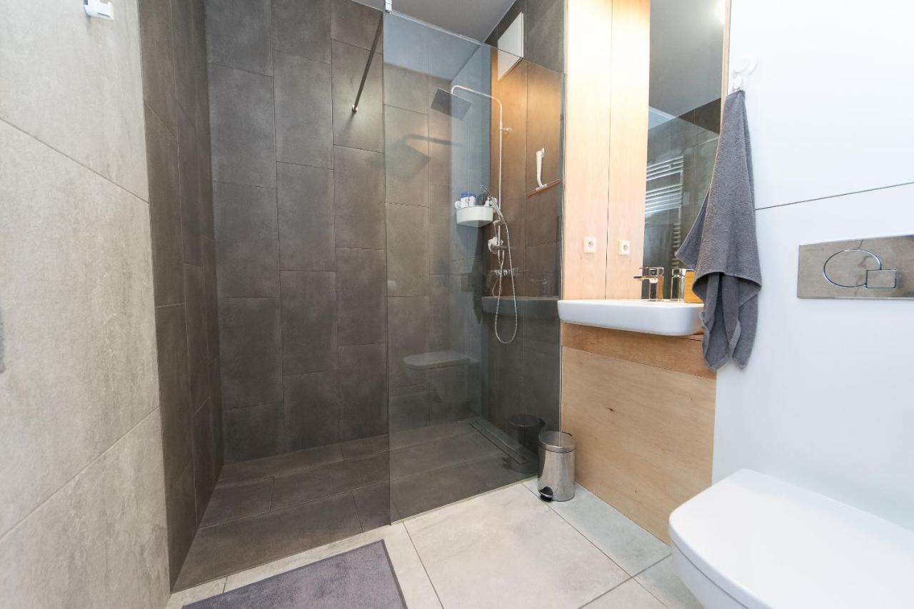 Main Trainstation One Bedroom Ac P4You Pl Krasków Exterior foto